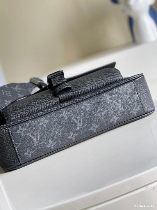Aaa replica bags VUITTON NEW MESSENGER LOUIS 0711